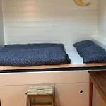 Tinebua Basecamp Senja Vandrerhjem *