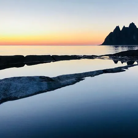Tinebua Basecamp Senja Berg (Troms)