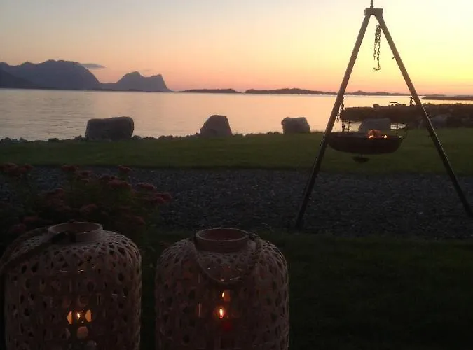 Hostel Tinebua Basecamp Senja Berg (Troms)