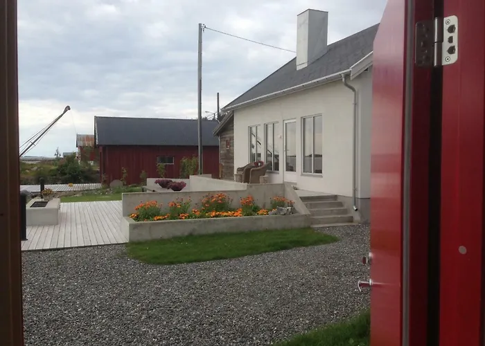 Hostel Tinebua Basecamp Senja *