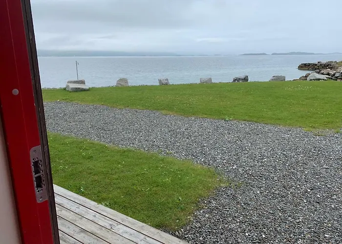 Hostel Tinebua Basecamp Senja *